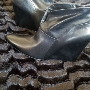 Black Bandolino Booties